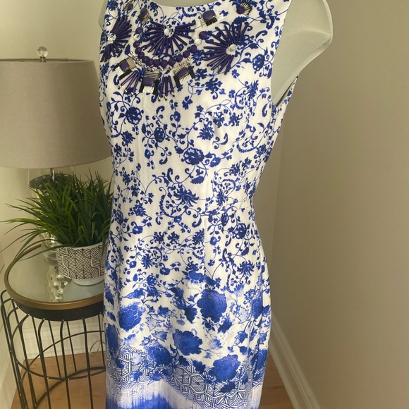 Ivanka Trump Dress - Picture 2 of 3